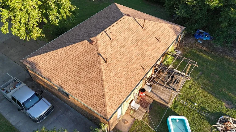 Slide of Manta Roofing & Exteriors