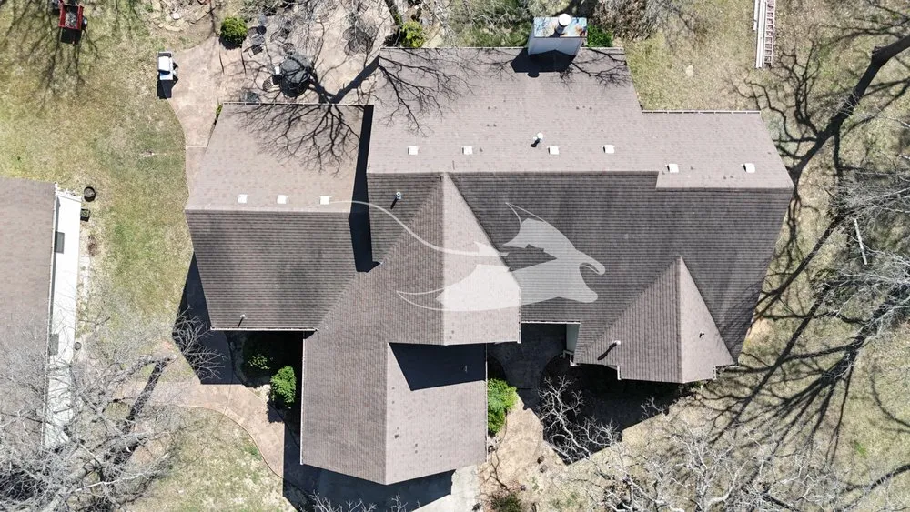 Slide of Manta Roofing & Exteriors