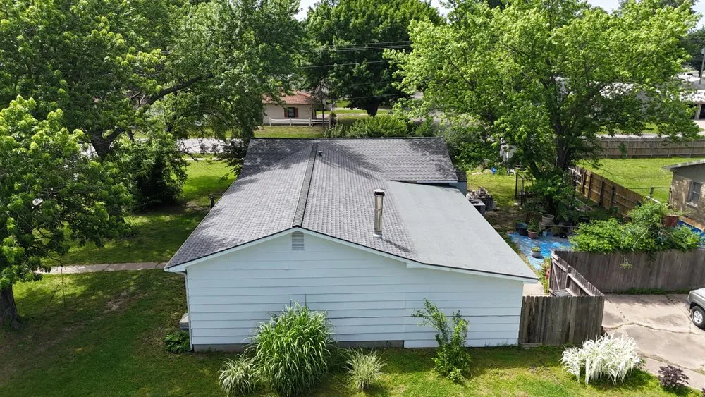 Slide of Manta Roofing & Exteriors