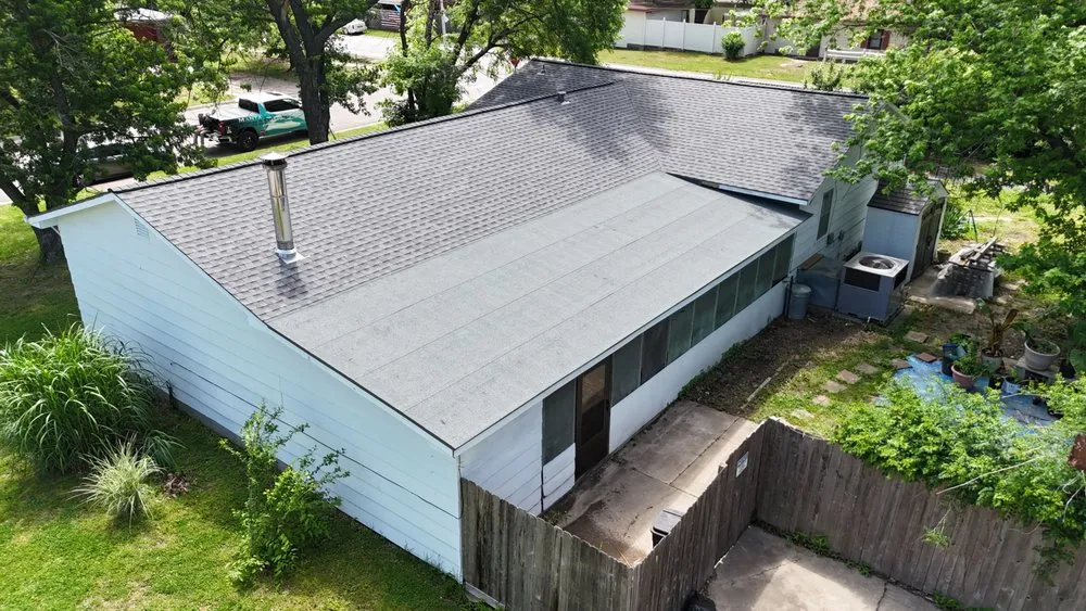 Slide of Manta Roofing & Exteriors