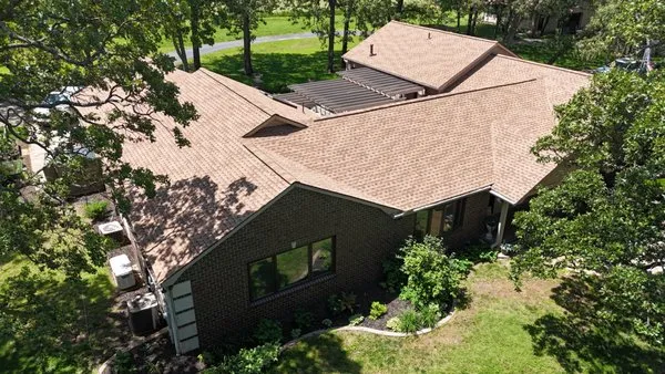 Manta Roofing & Exteriors