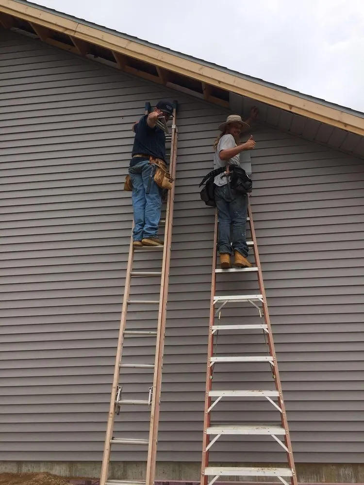 Slide of Maple Lake Builders