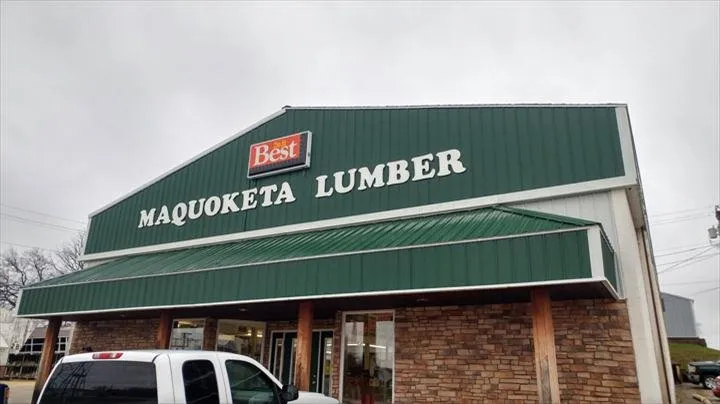 Slide of Maquoketa Do It Best Lumber