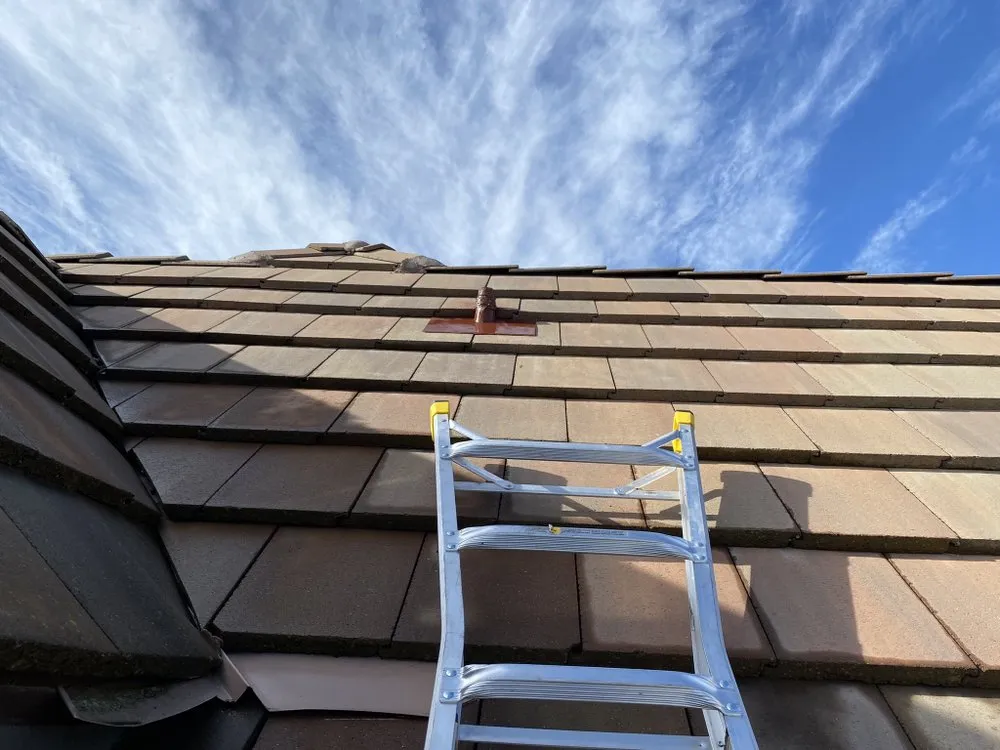 Slide of MAR Roofing