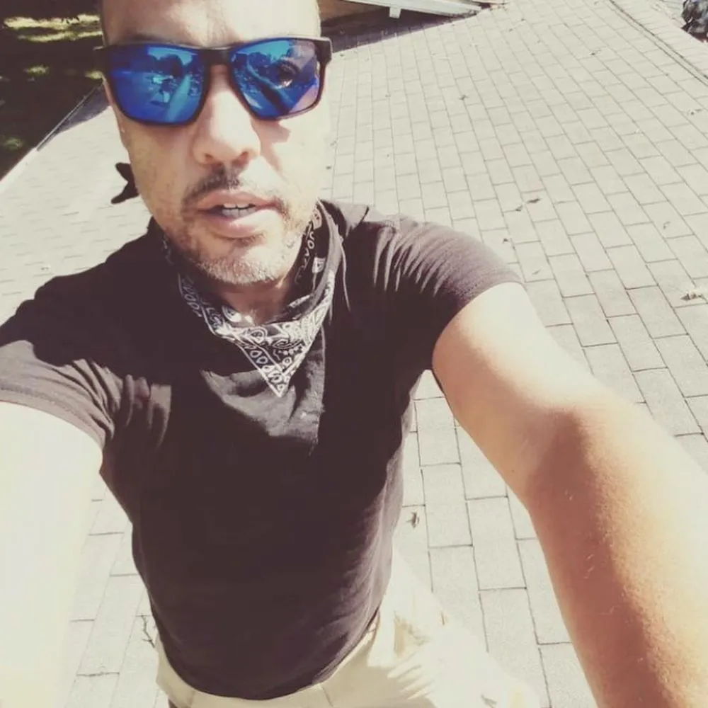 Slide of MAR Roofing