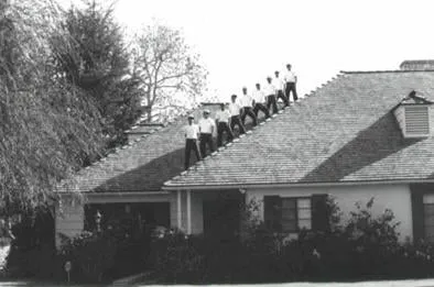 Slide of Mar Vista Roofing