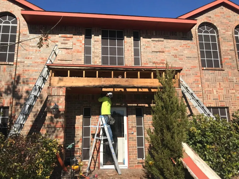 Slide of Marcos Construction