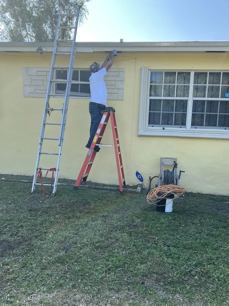 Slide of Marcos Handyman