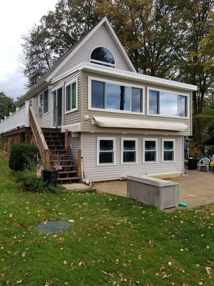 Slide of Marengo Roofing