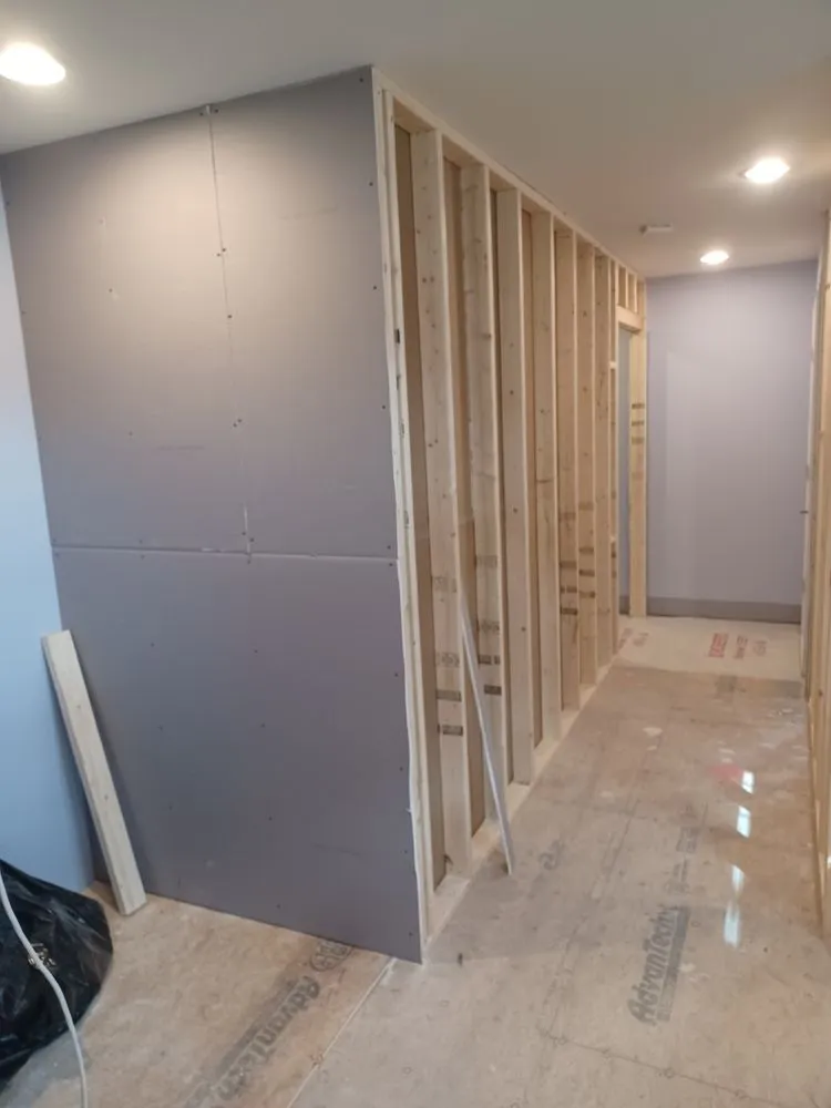 Slide of Mario Alb Maintains & Construction