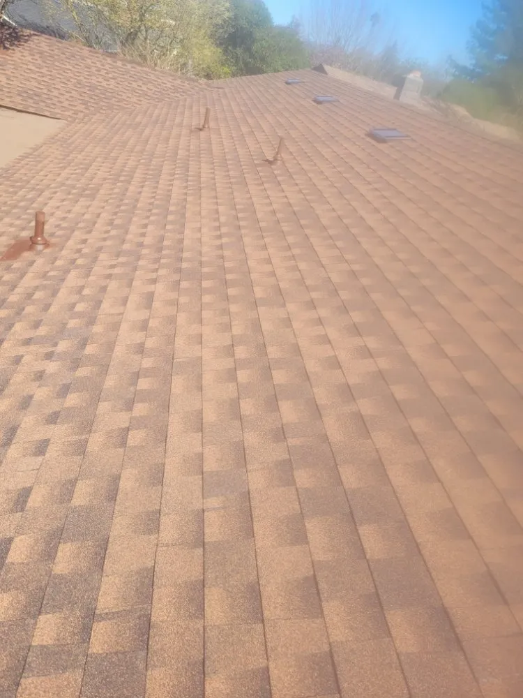 Slide of Mario Contreras Roofing