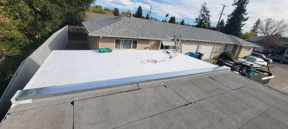 Slide of Mario Contreras Roofing