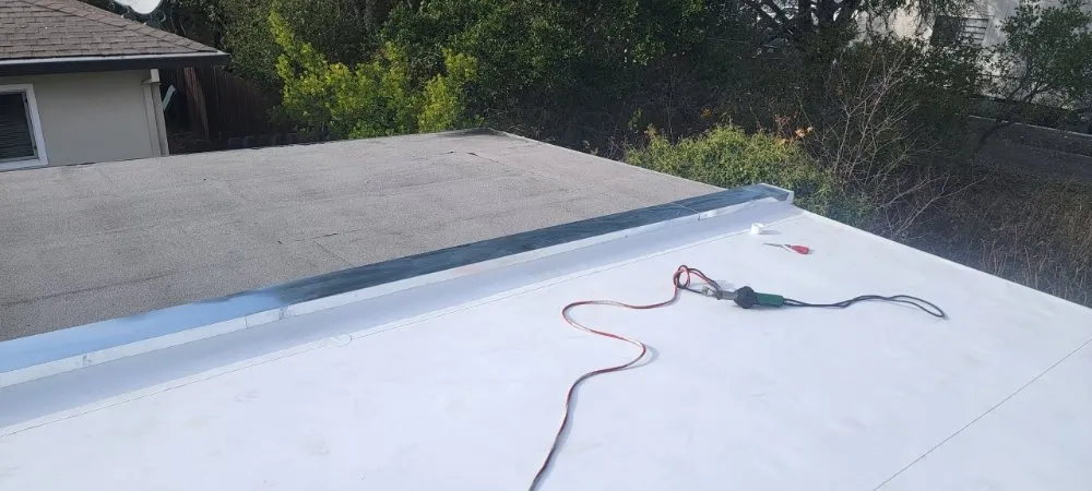 Slide of Mario Contreras Roofing