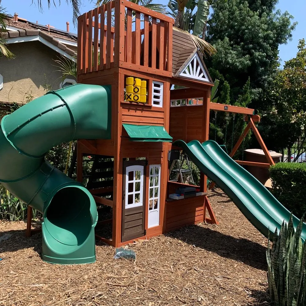 Slide of Mario Handyman