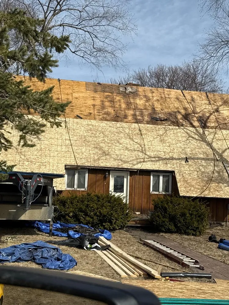 Slide of Mario's Professional Roofing