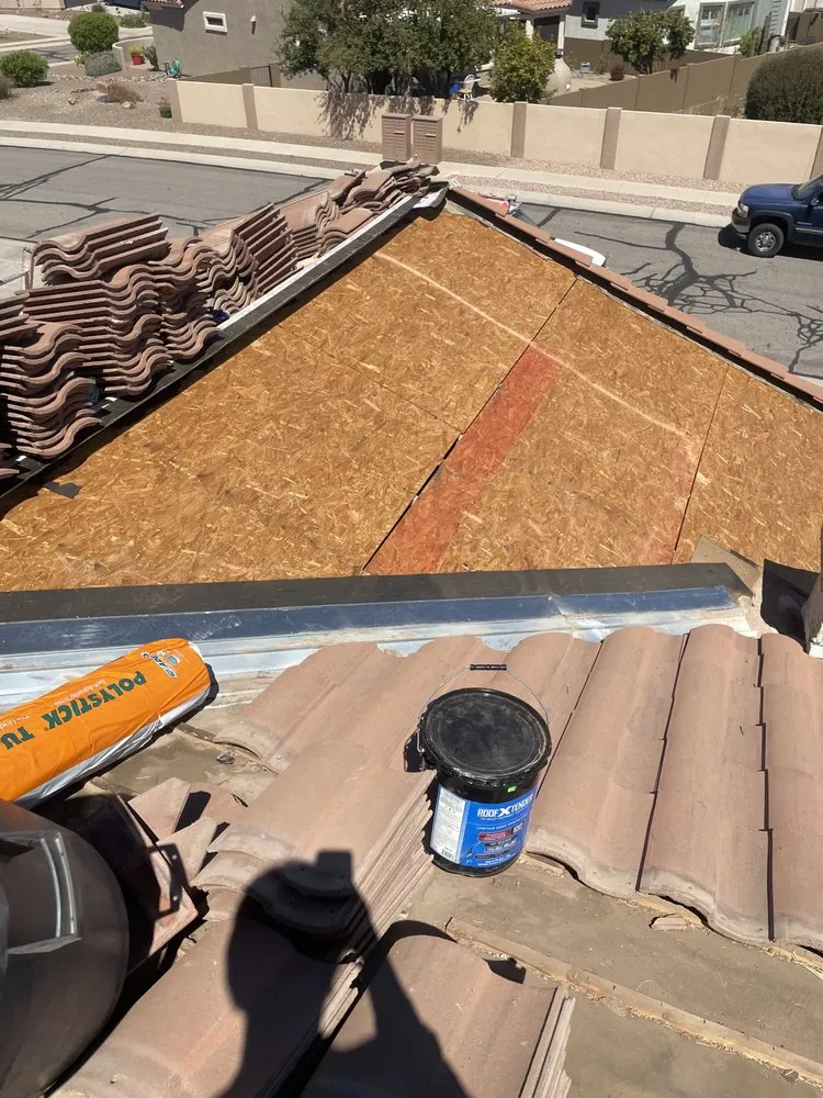 Slide of Marivan Roofing