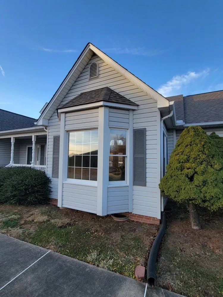 Expert residential roofing service in Pinnacle, NC by Mark Hiatt Construction