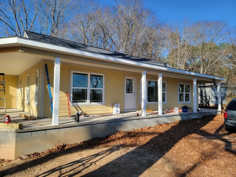 Trusted roof leak repair experts serving Pinnacle, NC - Mark Hiatt Construction