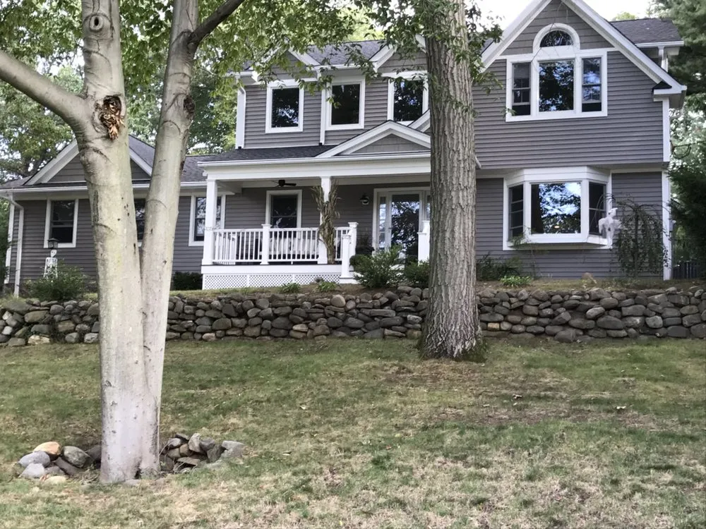 Licensed residential roofing service in waldwwick, NJ by Marroquin Home