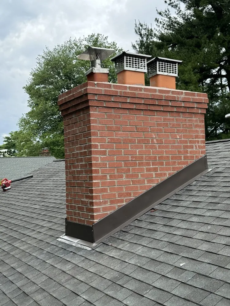 Slide of Marroquines Construction