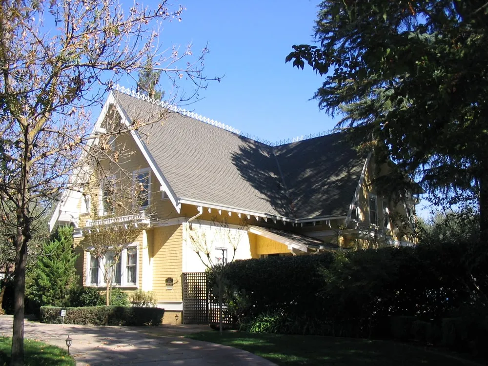 Slide of Martin Moran Roofing