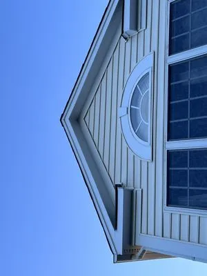 Martinez Construction Logo