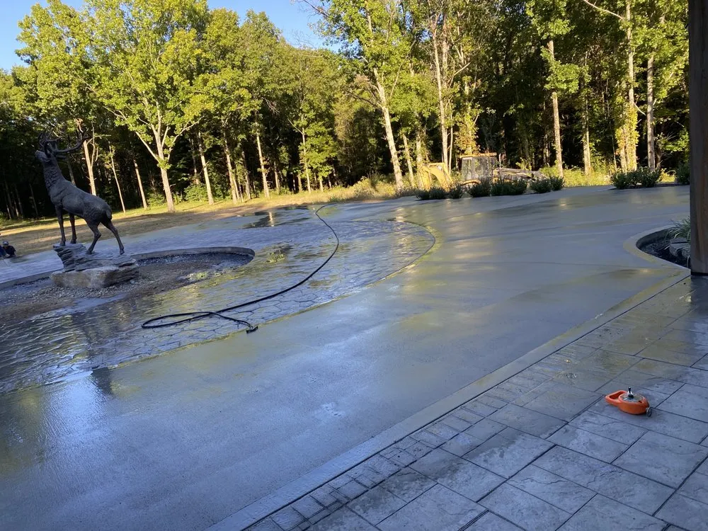 Slide of Martinez Construction