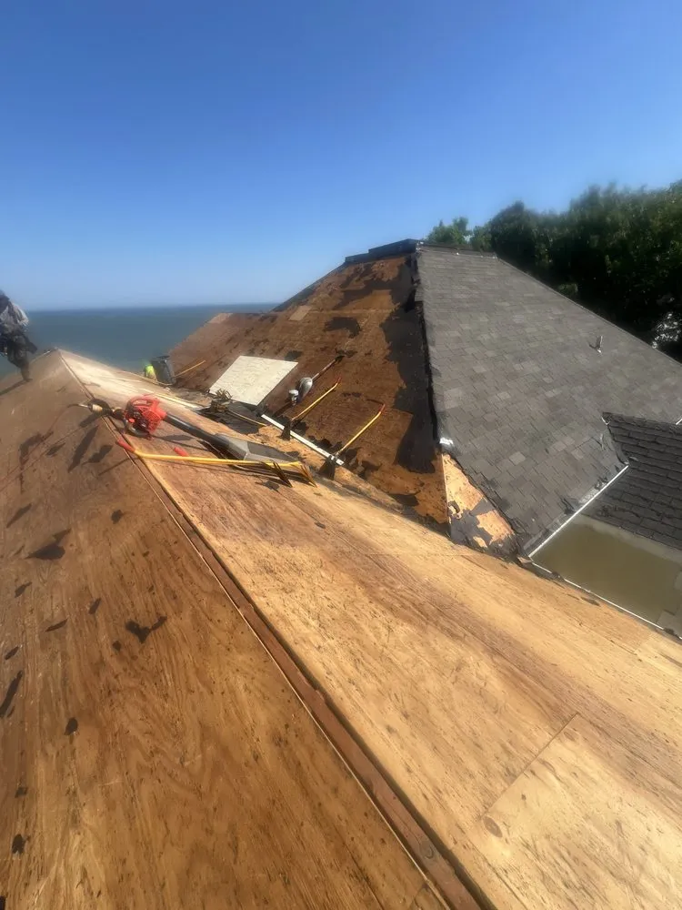 Slide of Martinez Martinez Home Improvement