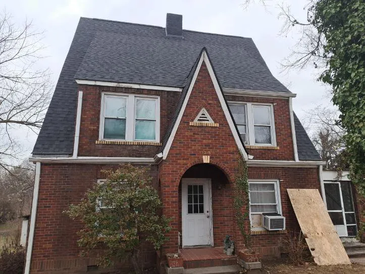 Slide of Martinez Merida Roofing