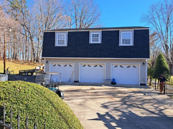 Slide of Martinez Merida Roofing