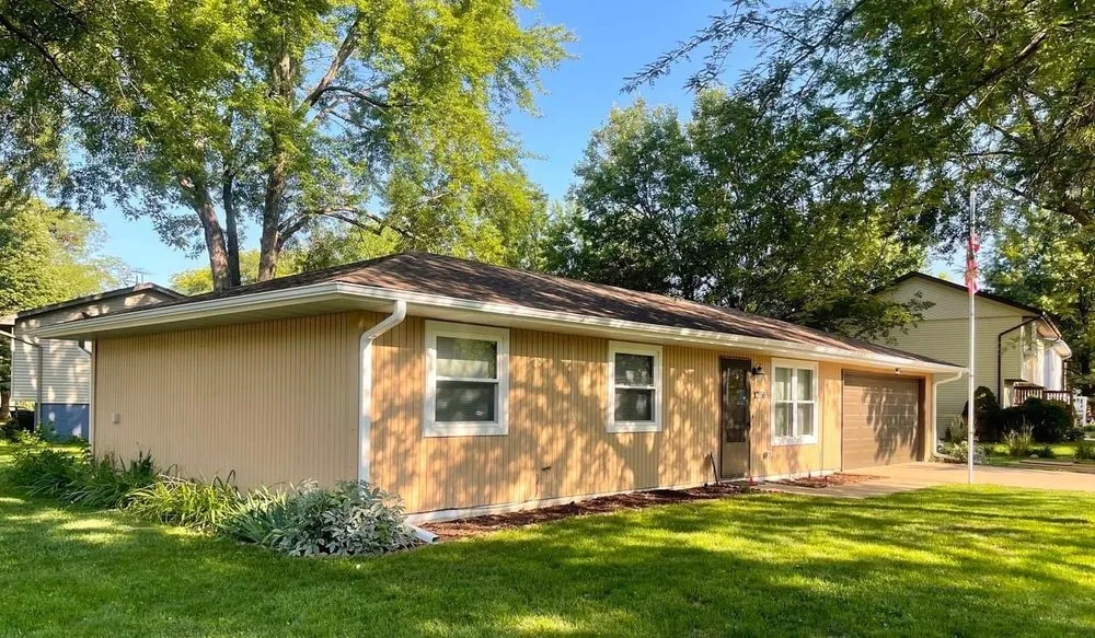 Slide of Martinez Roofing & Construction