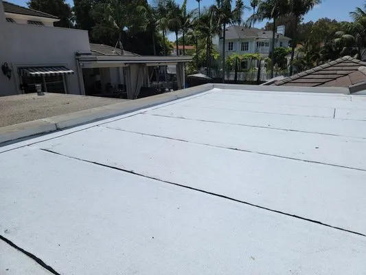 Martinez Roofing & Sons Logo