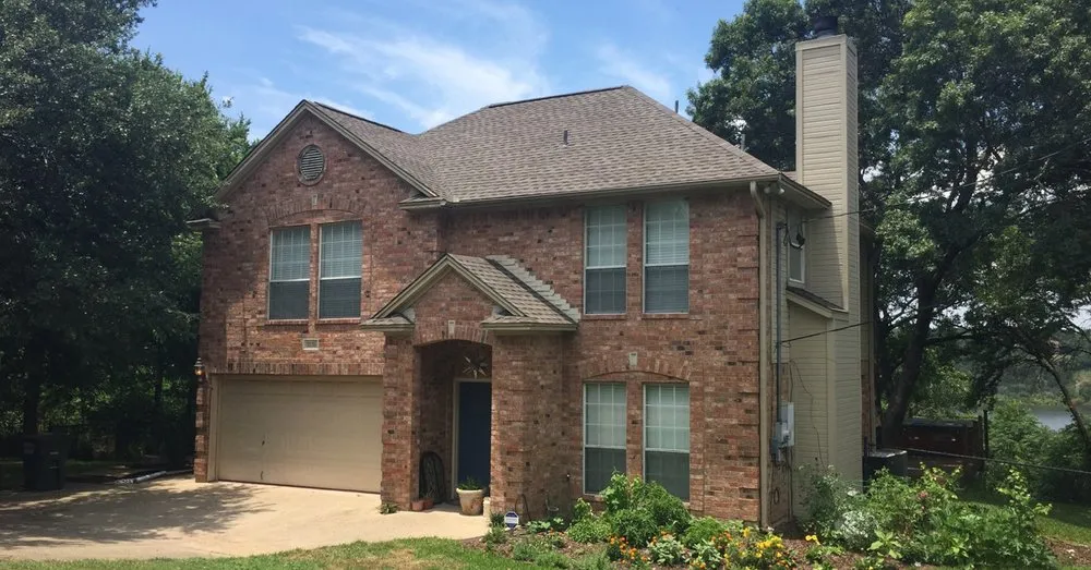 Slide of Martinez Roofing 254