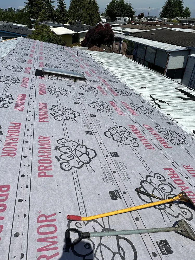 Slide of Martinez Roofing