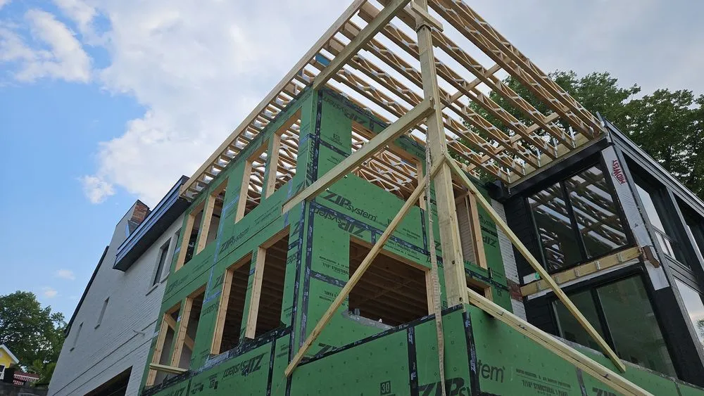 Licensed roof repair same-day service in Elma, IA by Martins construction ll
