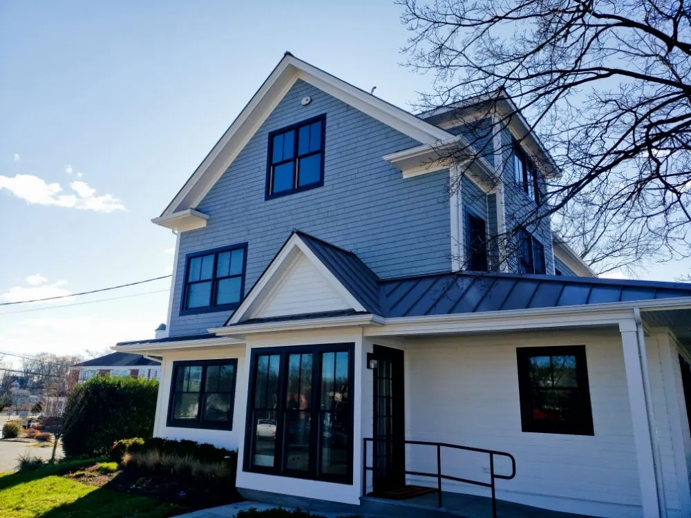 Slide of Marut Home Improvement