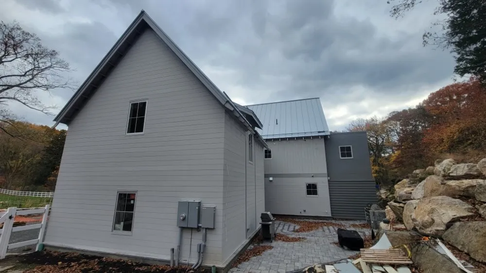 Slide of Marut Home Improvement