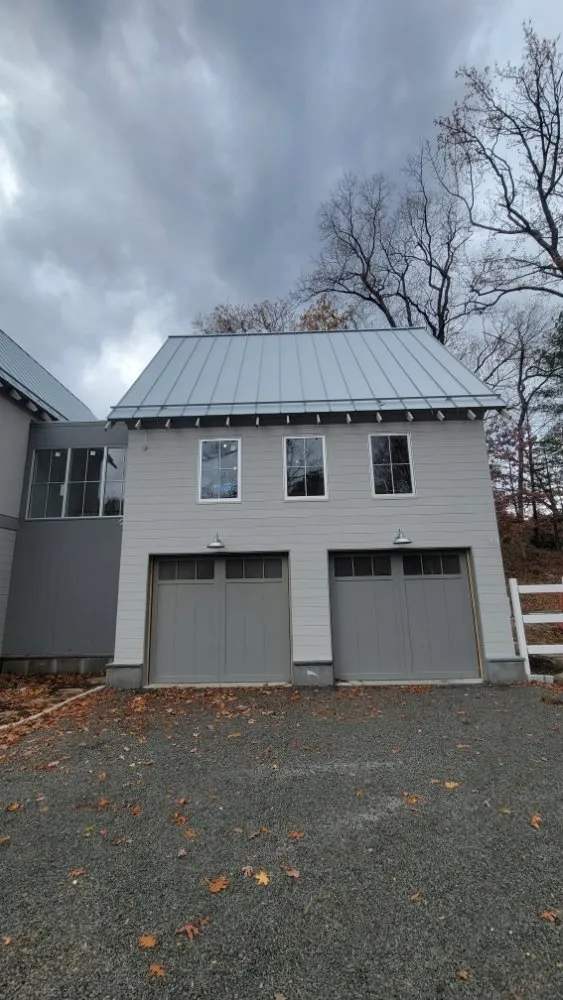 Slide of Marut Home Improvement