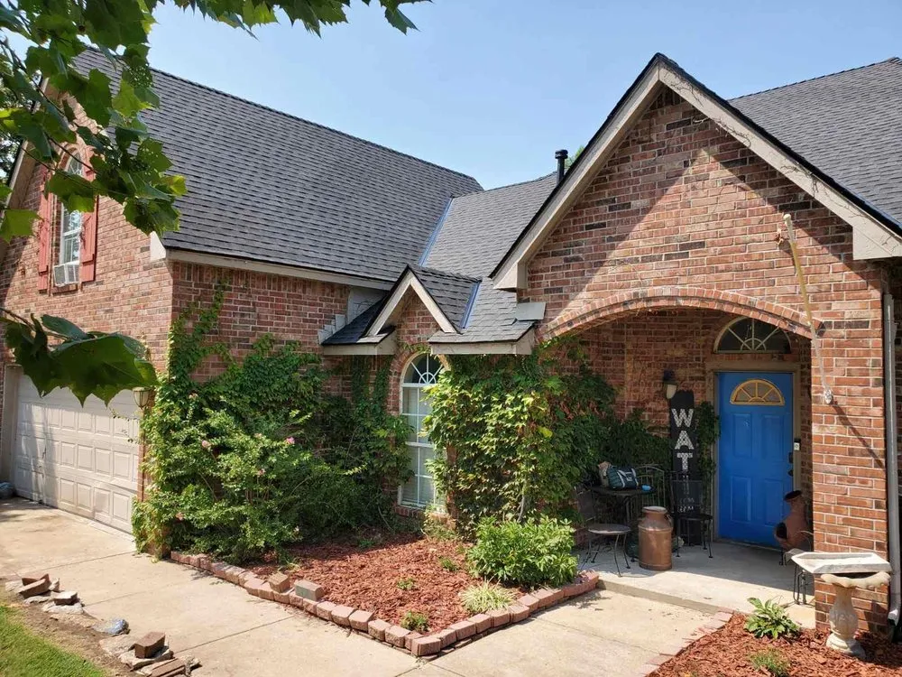 Slide of MarVet Roofing