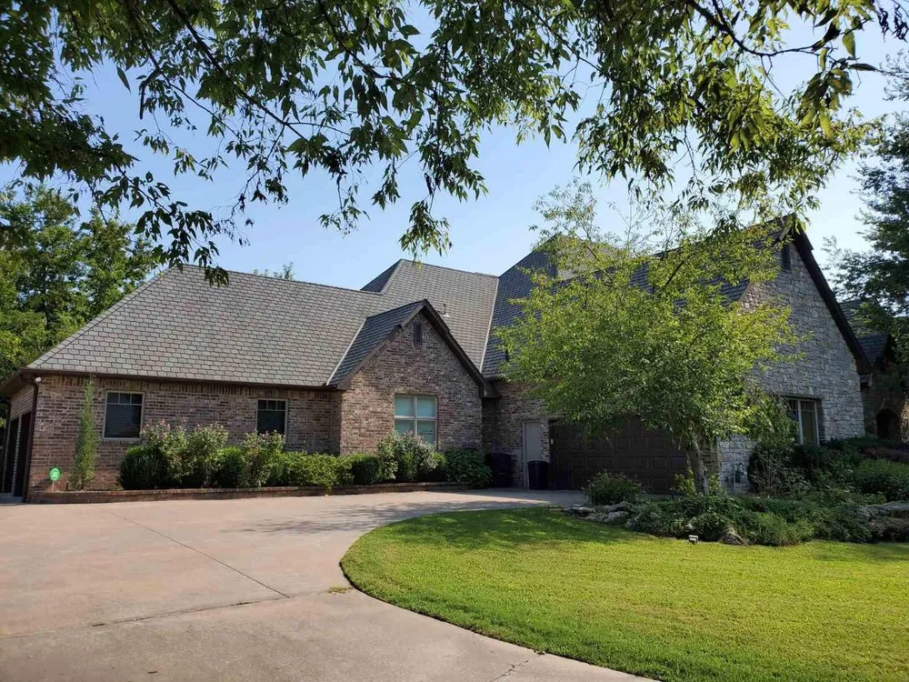 Slide of MarVet Roofing