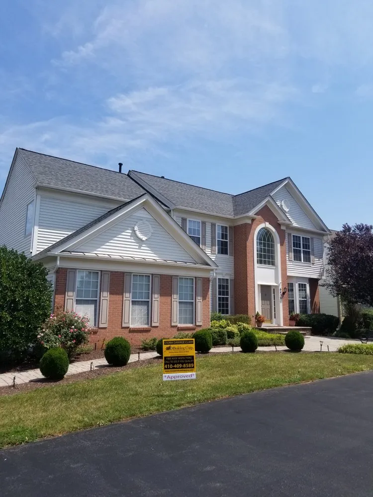 Licensed shingle roofing service in Lutherville-Timonium, MD by Maryland Building Corp