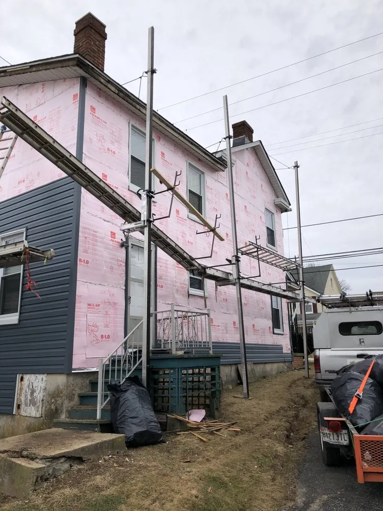 Expert roof leak repair experts serving Lutherville-Timonium, MD - Maryland Building Corp