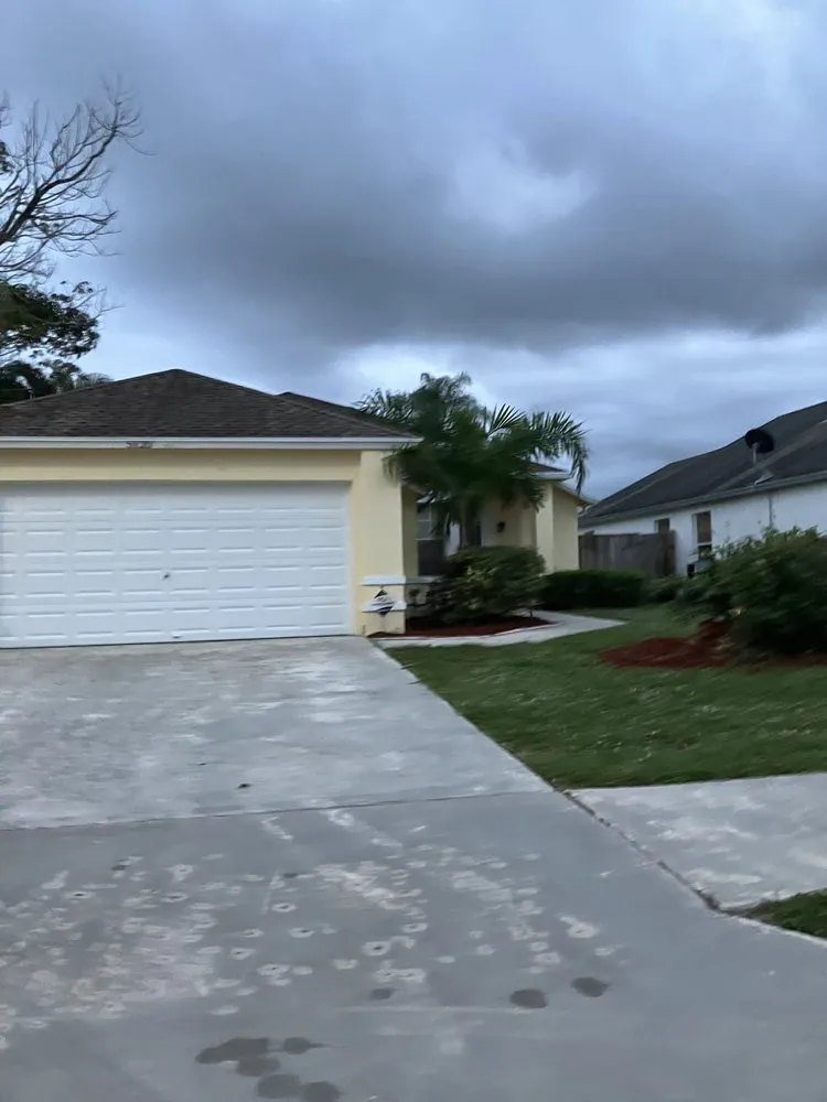 Top-rated roof repair for residential properties in Port St. Lucie, FL by Marzo Roofing