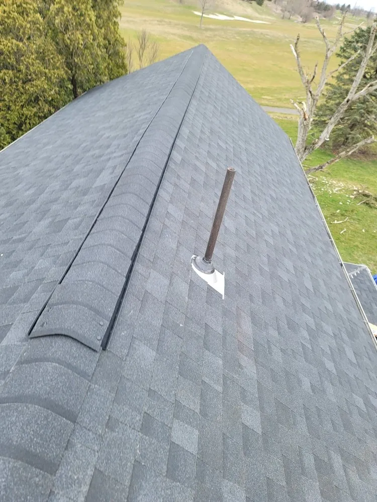 Top-rated roof repair in West Farmington, OH by Mas Construction And Roofing