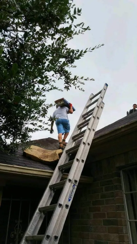 Slide of Mast Roofing & Construction