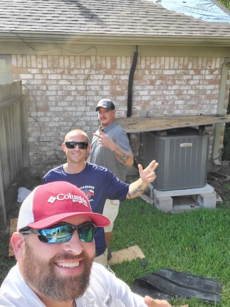 Slide of Mast Roofing & Construction