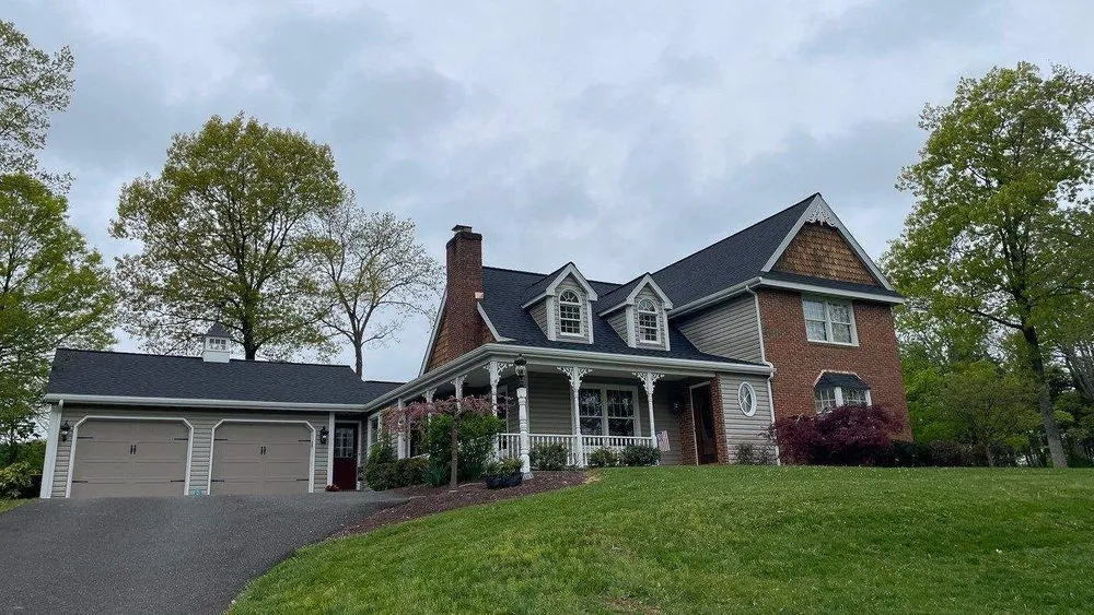 Professional residential roofing service experts serving Oley, PA - Mast Roofing & Construction
