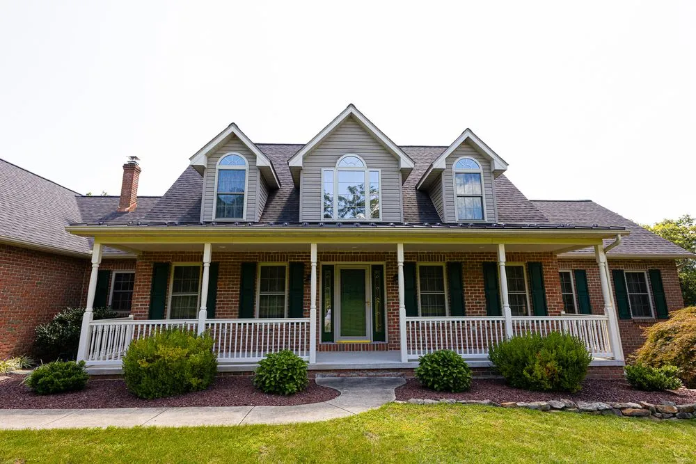 Reliable residential roofing service in Oley, PA - Mast Roofing & Construction