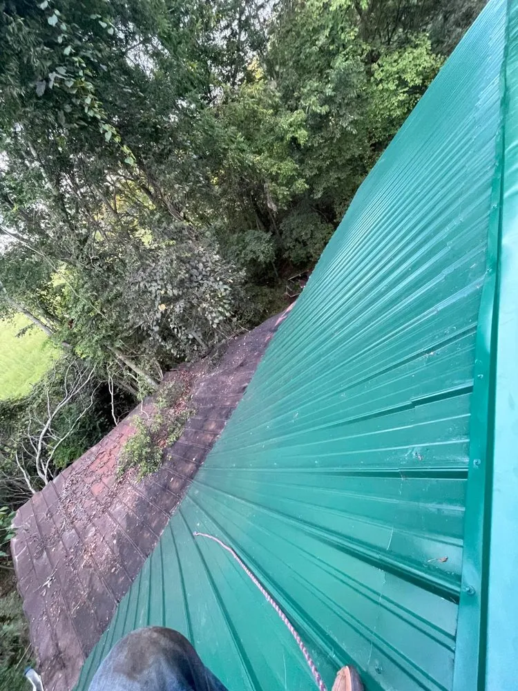 Slide of Maste Roofing & Painting