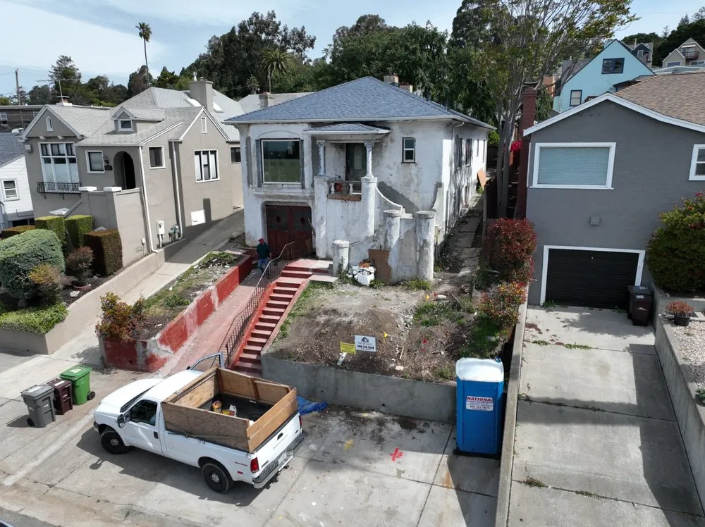 Slide of Master Craft Roofing